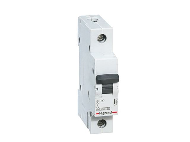 Автоматич. выключатель Legrand RX3 1P C 32A 4,5кА 1M Автоматич. выключатель Legrand RX3 1P C 32A 4,5кА 1M